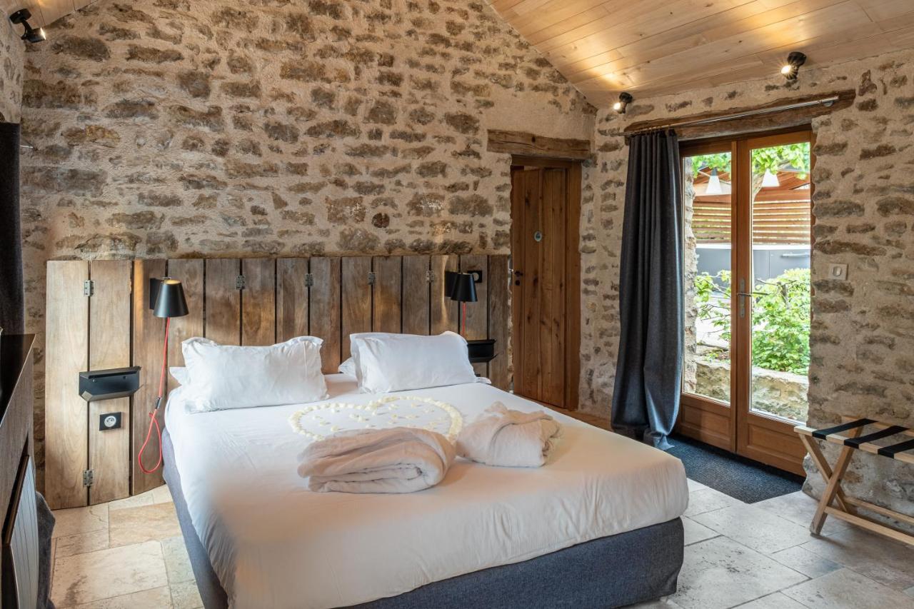 Le Domaine Des Pres Verts Suites & Chambres Avec Jacuzzi Privatif Jouey Eksteriør bilde