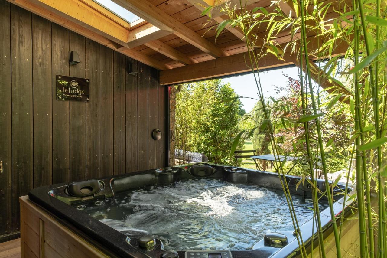 Le Domaine Des Pres Verts Suites & Chambres Avec Jacuzzi Privatif Jouey Eksteriør bilde